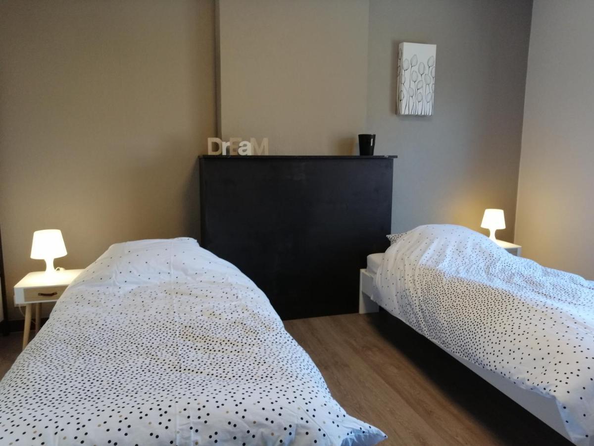 Studio 2 Pers Tourisme Et Business Namur Esterno foto
